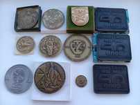 Moedas, Medalhas e Placas Comemorativas
