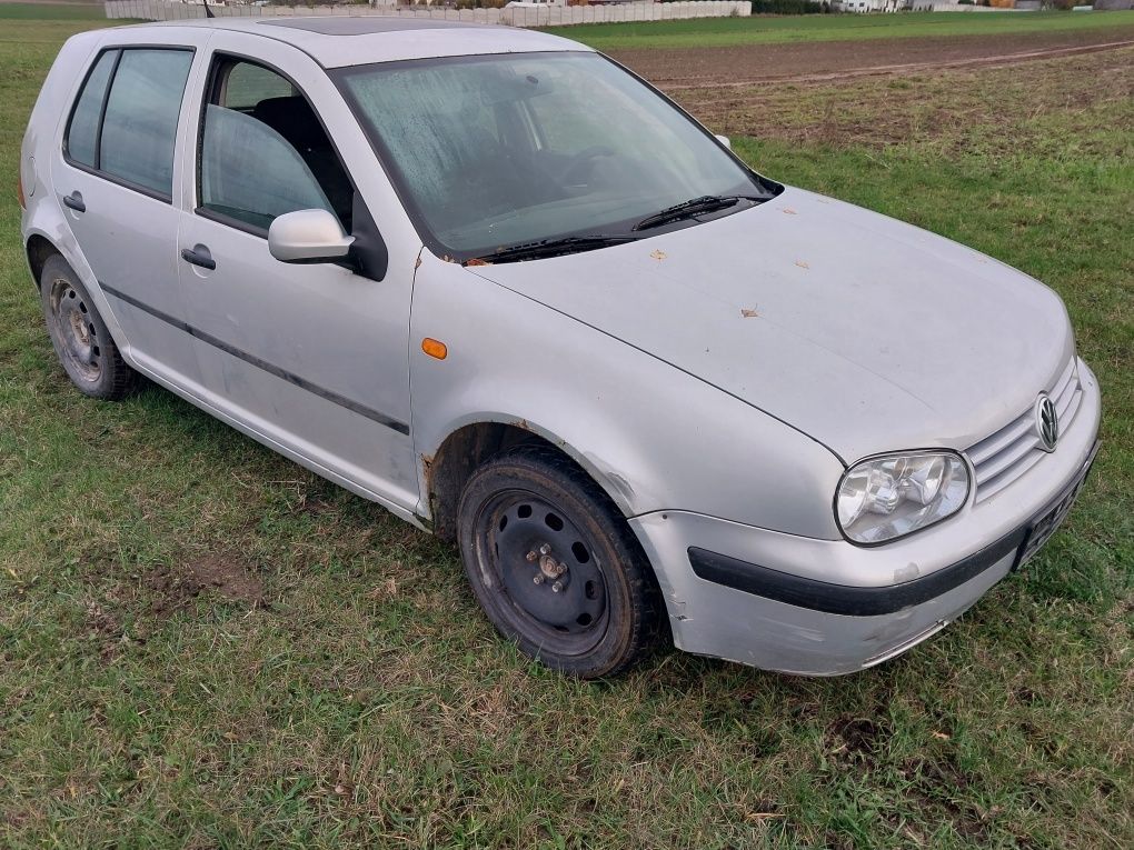 Vw golf iv silnik 1.9 tdi agr alh 90km skrzynia DQY kolor lb7z