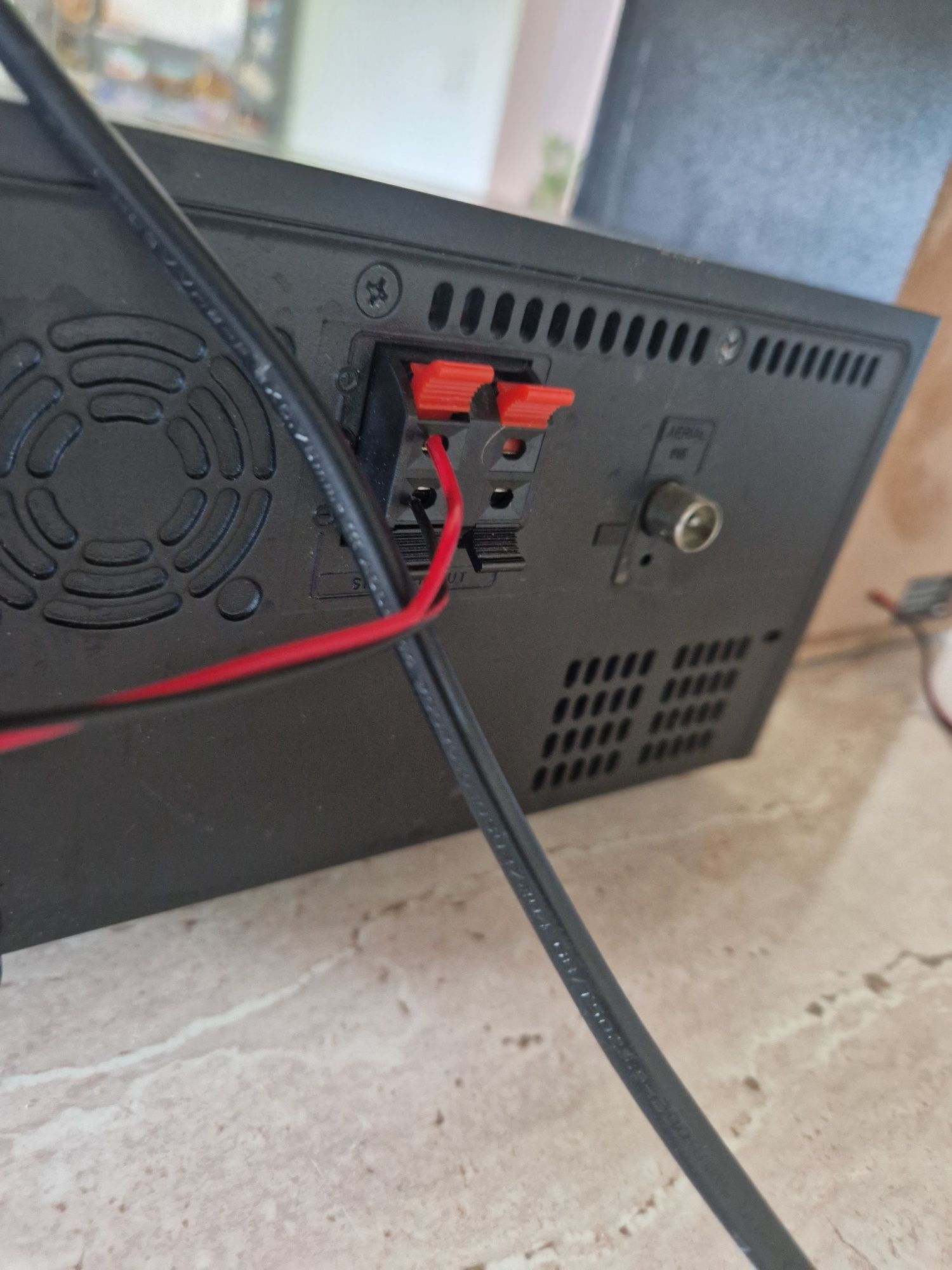 Mini wieża Philips DCM2020