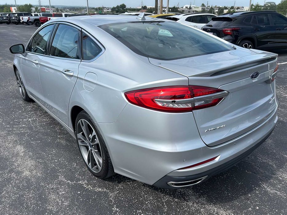 Ford Fusion      2019