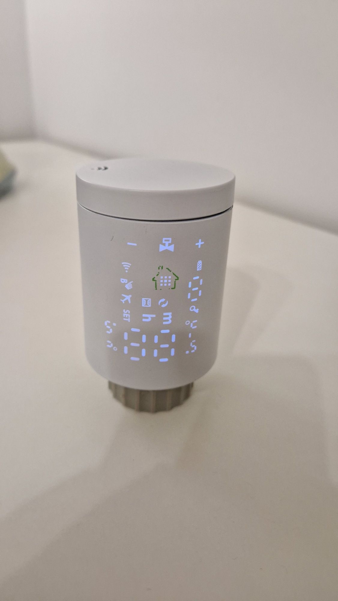 Tuya ZigBee smart TRV zawór kaloryfer z adaterami

Mam do