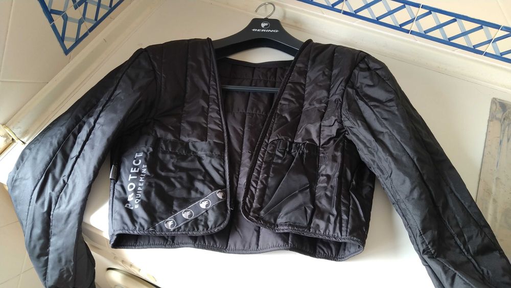 BLUSÃO BERING em excelente estado