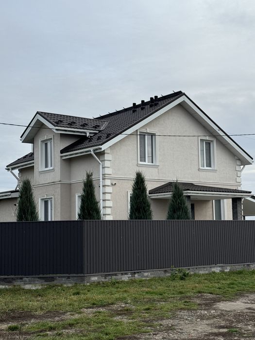 Сучасний будинок в Літочках, Киівськоі обл. ( Власник)