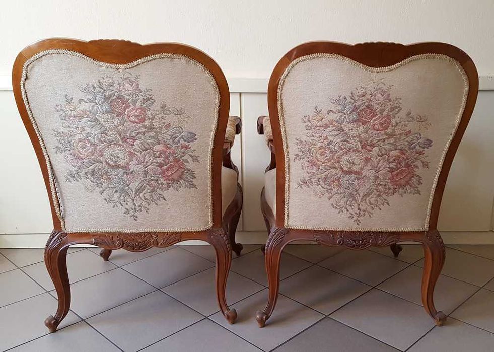 Dwa fotele w stylu Ludwika Filipa - XIX wiek - po renowacji