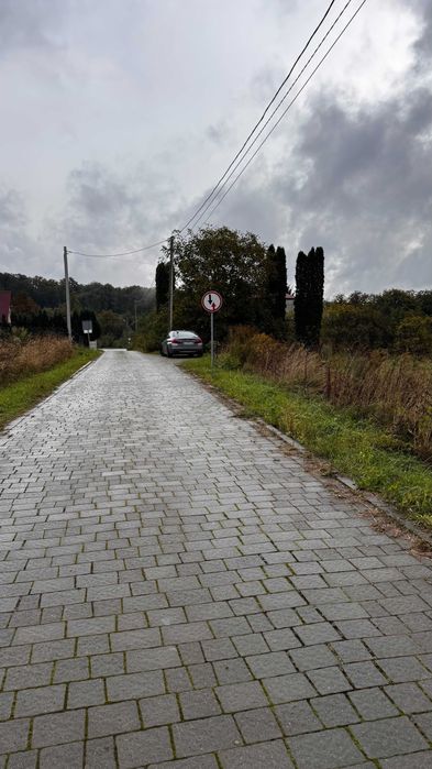 Продаж ділянки у Деревачі