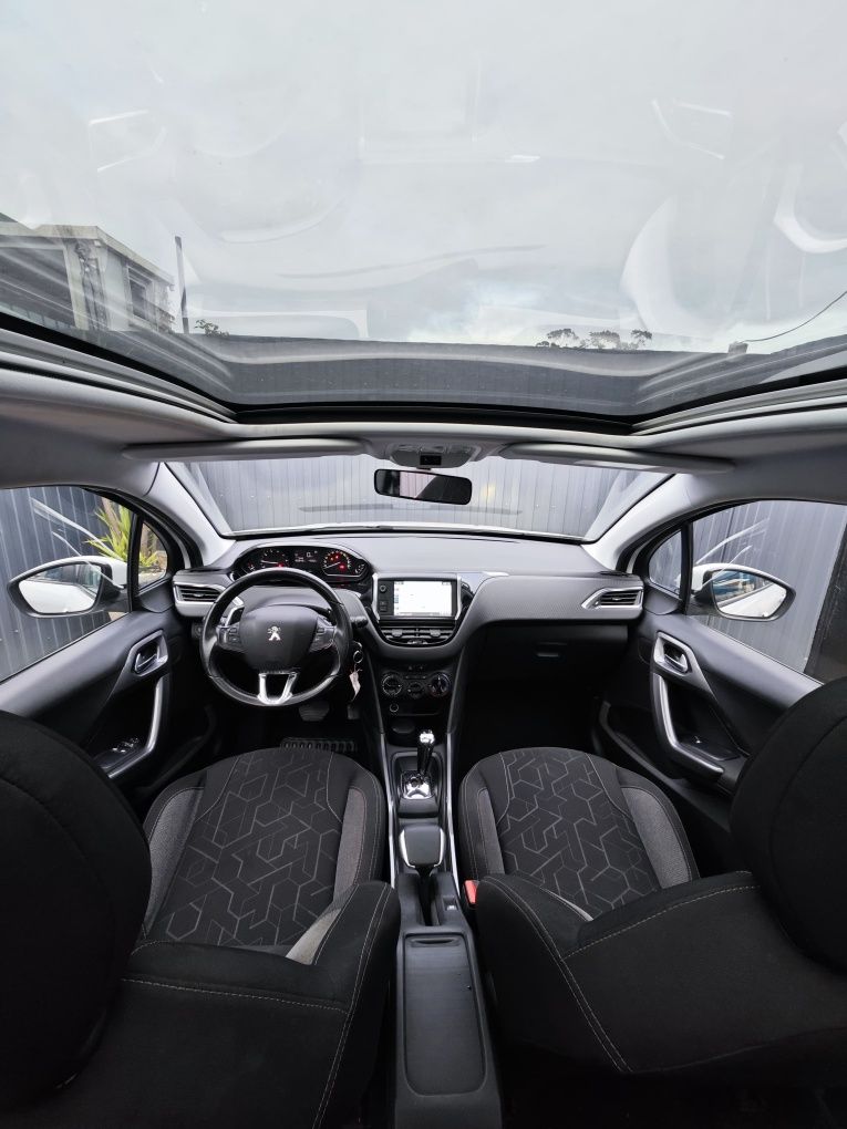 PEUGEOT 2008 Automático