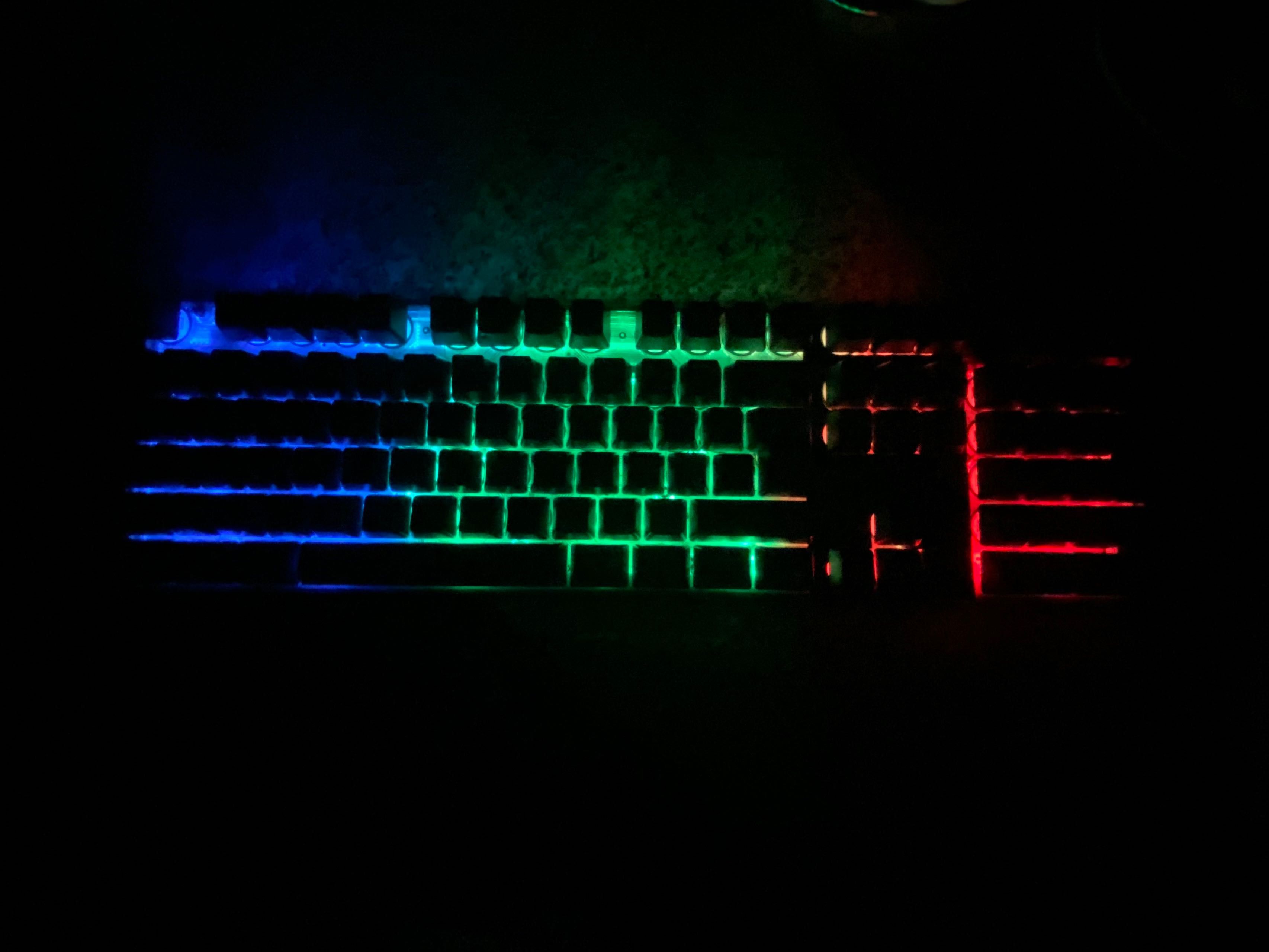 Teclado Trust AZOR RGB Membrana