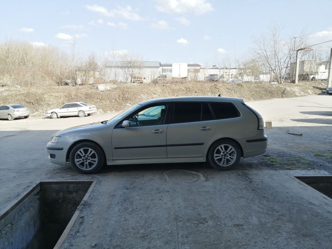 Saab 9-3 вкладень не потребує