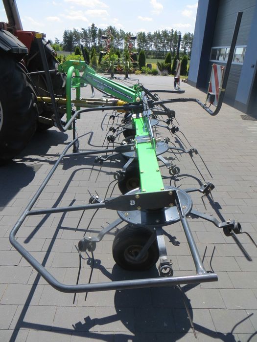 Przetrząsacz Przetrząsarka Deutz Fahr CondiMaster 6421