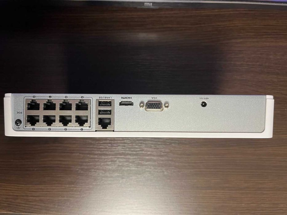 Реєстратор для відеоспостереження Hikvision DS-7108NI-Q1/8P