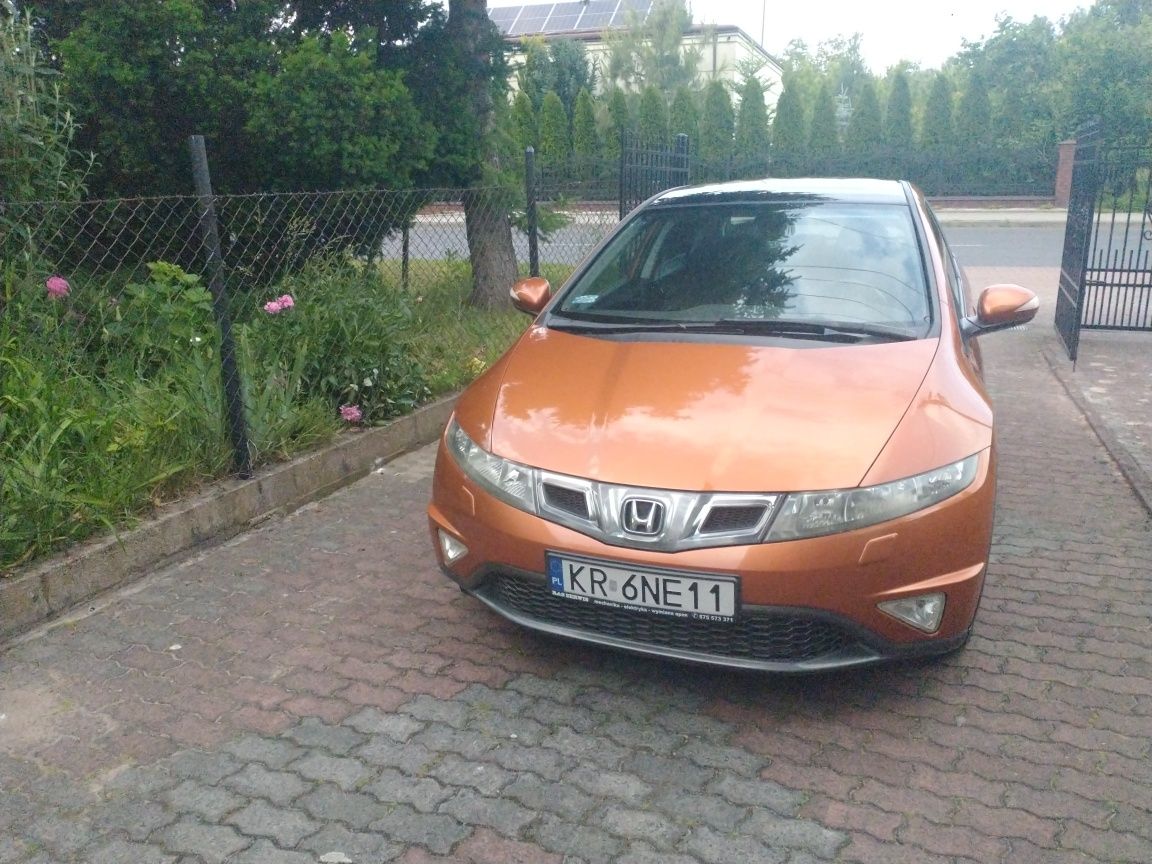 Sprzedam  prywatnie Honda  Civic 1.8 -2009
