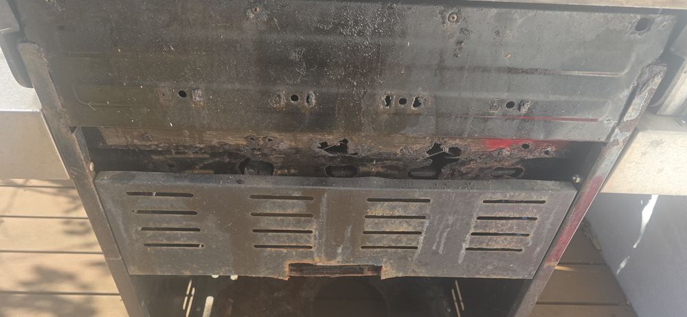 Grill gazowy charbroil zw stali nierdzewnej 5 palników
