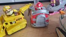Psi patrol pojazdy pieski skye rabel everest