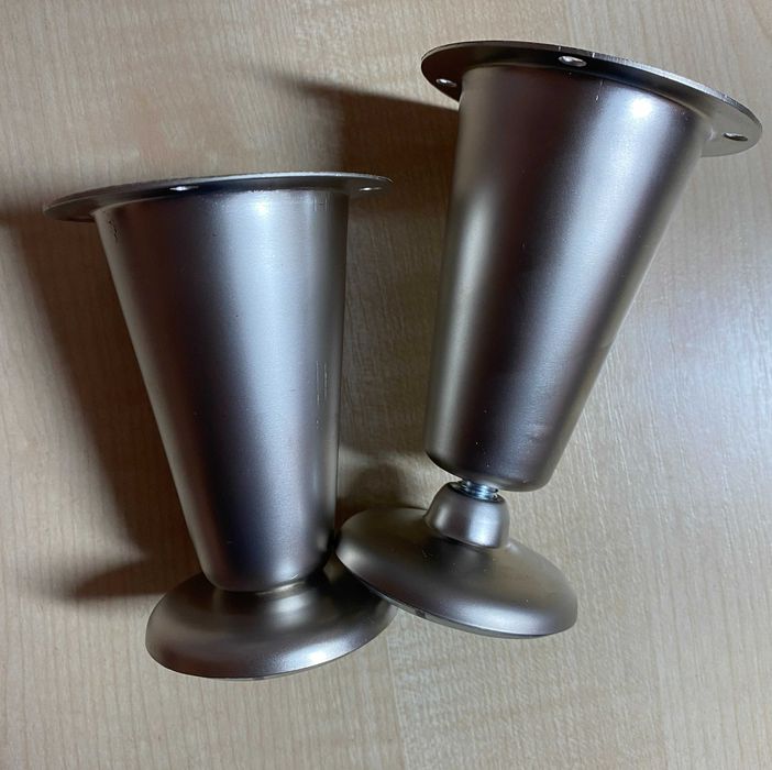 Ніжка меблева регульована,латунь h=100(+7см)