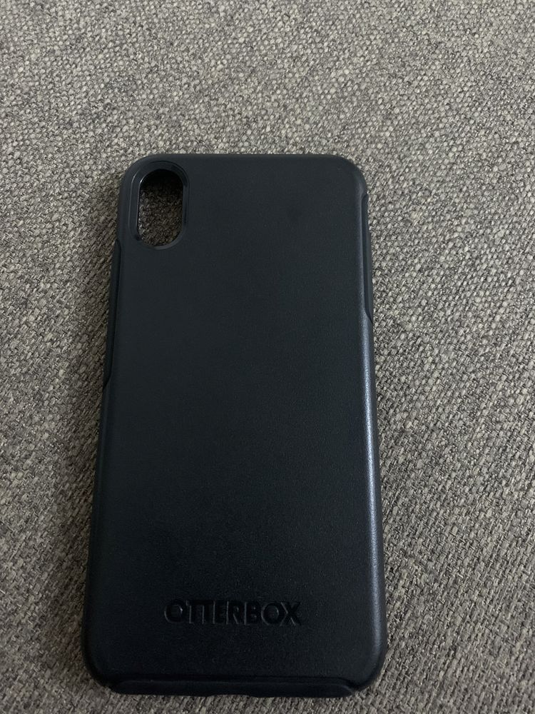 Capa otterbox iphone XS Max