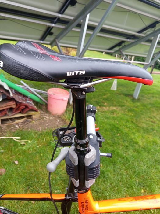 Rama mondraker foxy M + sztyca rc reverb