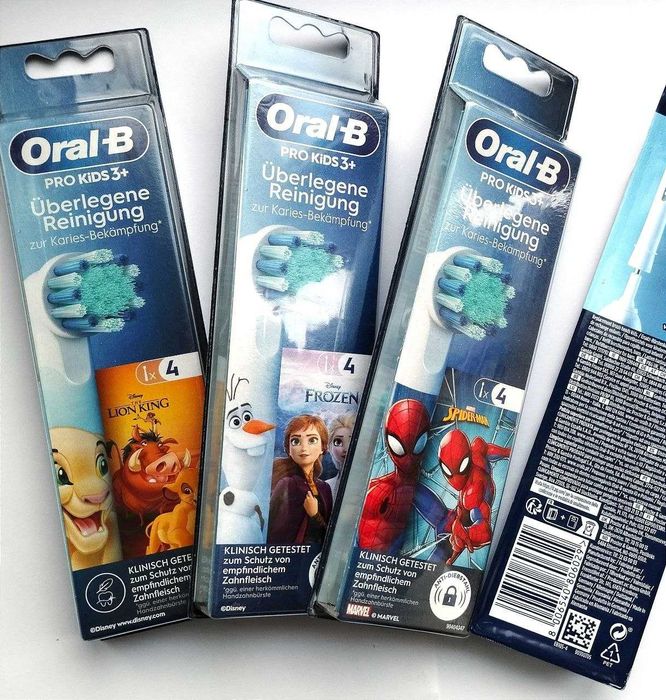 Дитячі змінні насадки зубної щітки Oral B PRO Kids  Frozen ОРИГІНАЛ