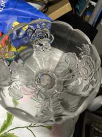 Taça decorativa em vidro