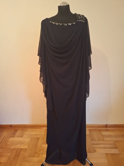 Duża, długa czarna sukienka wizytowa, rozmiar 50/52