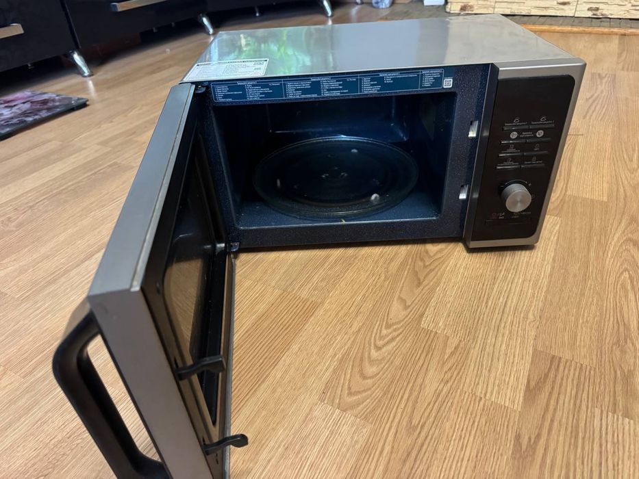 Мікрохвильова піч самсунг
