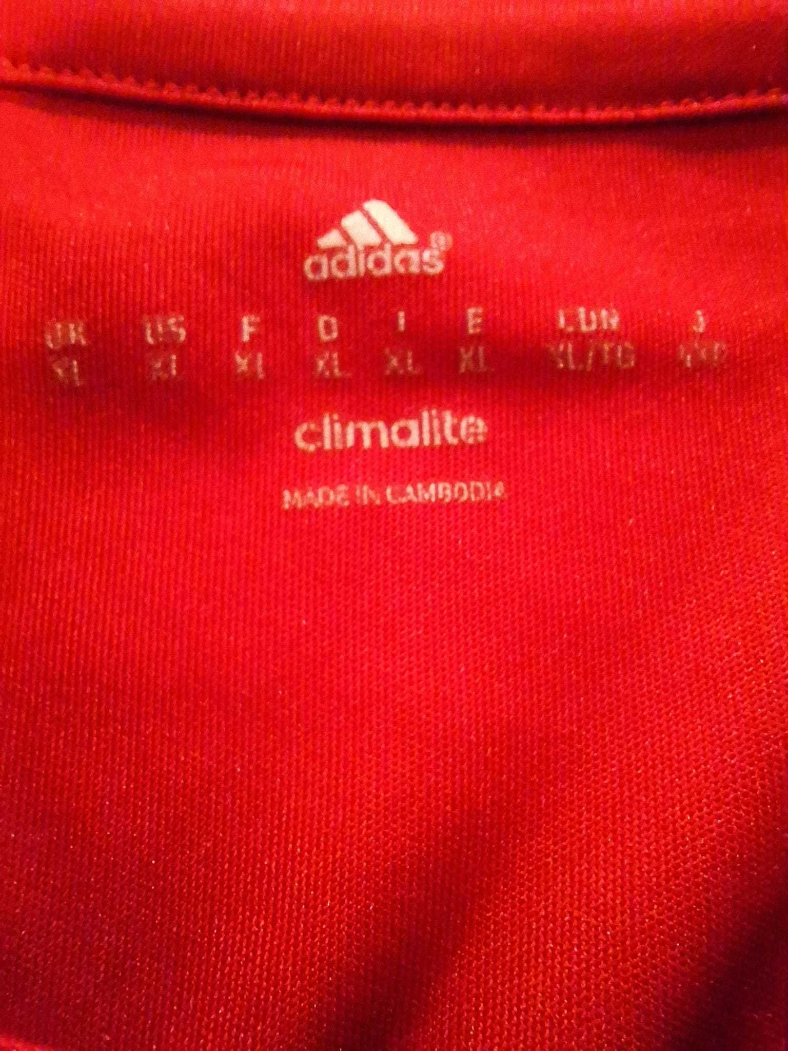 Camisola ADIDAS em bom estado