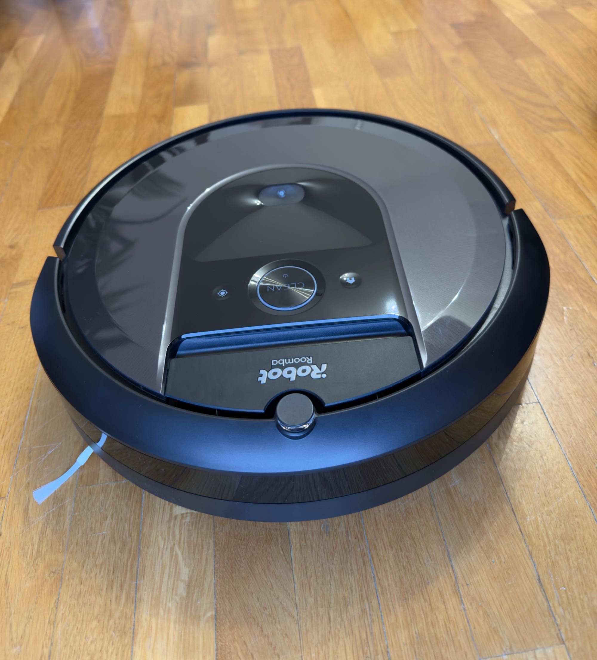 iRobot Roomba i7 – Jak Nowy, Wysoka Jakość i Funkcjonalność!