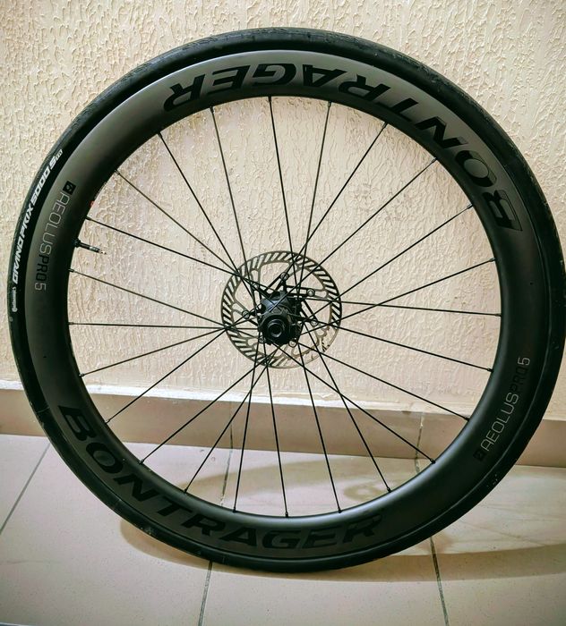 Карбонові колеса Bontrager Aeolus Pro 5 TLR диск