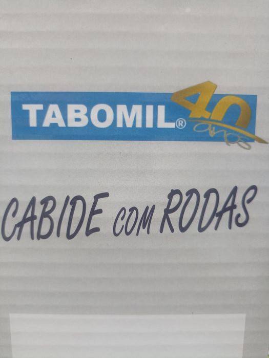 Charriot porta cabides