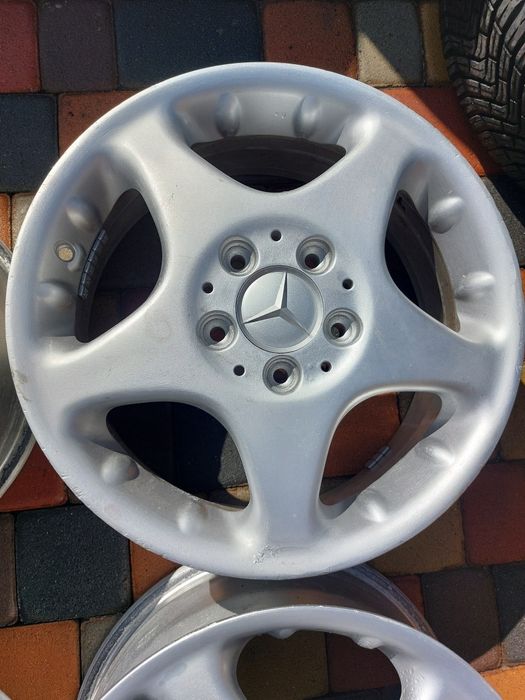 Оригінальні легкосплавні диски R16 мерседес  Aклас