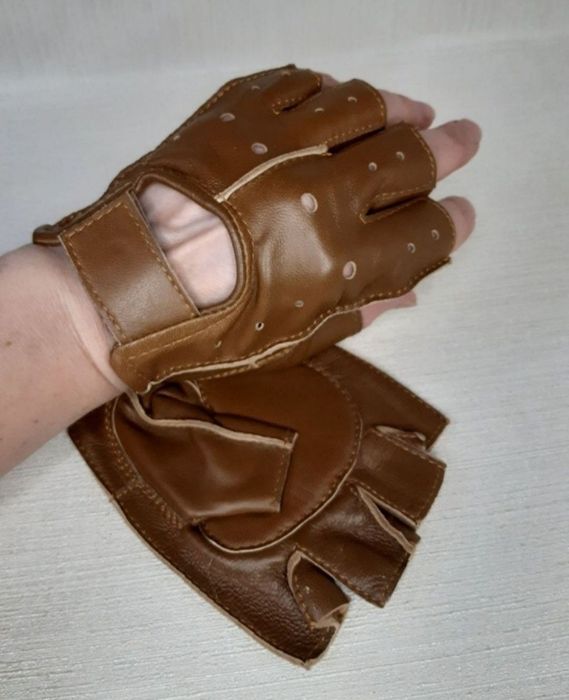 Перчатки-рукавички шкіряні без пальців