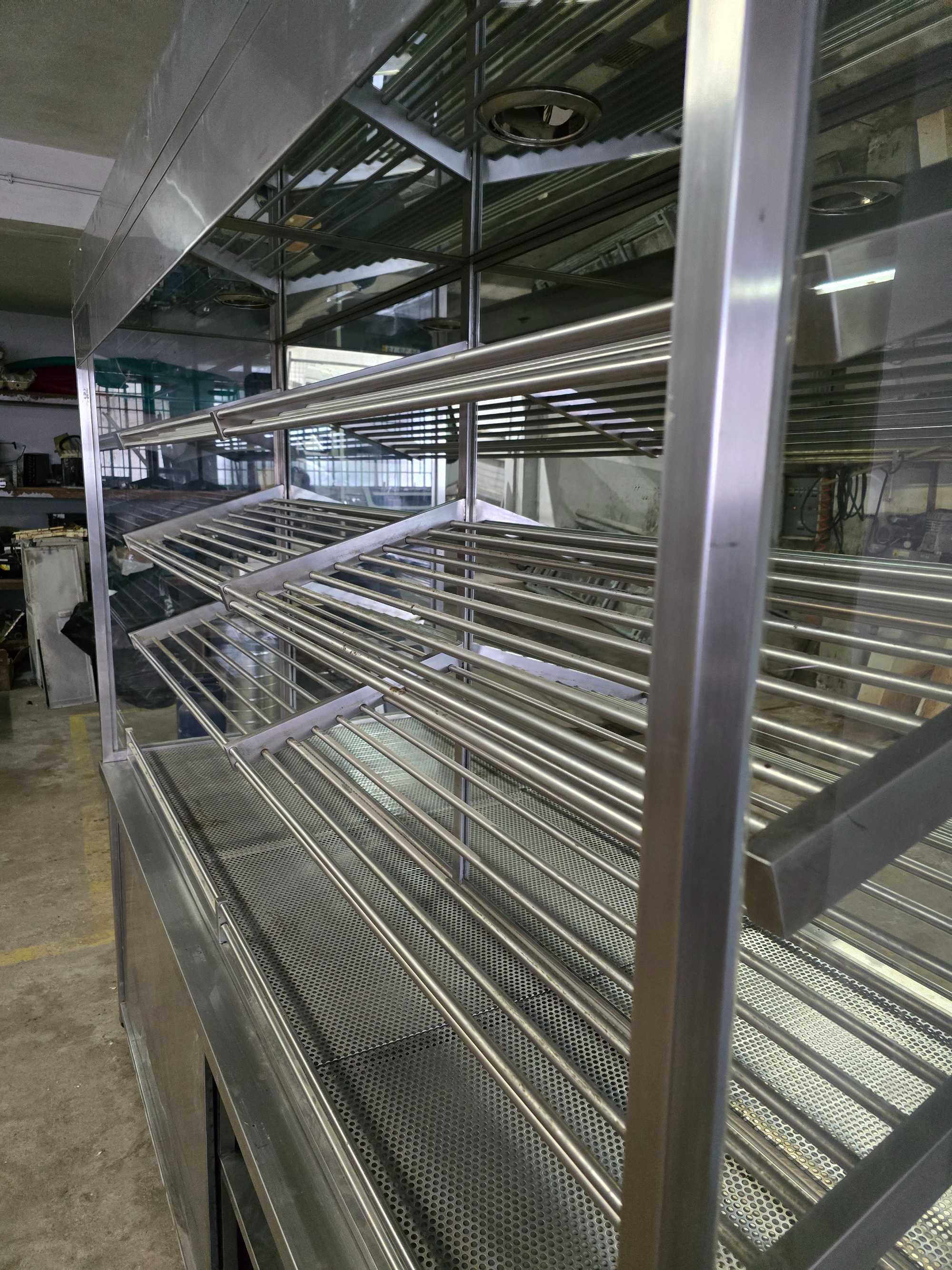 Expositor de pão e pastelaria em aço inox com 2,5m Como novo