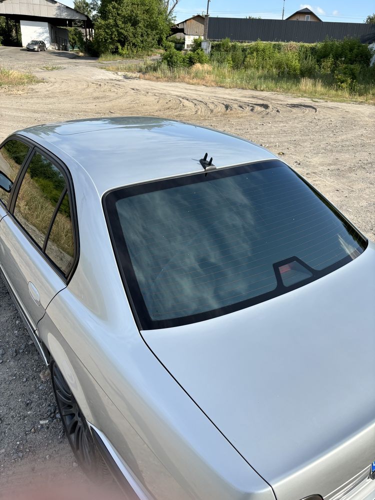 BMW 7 серія 740. 4.4 м62