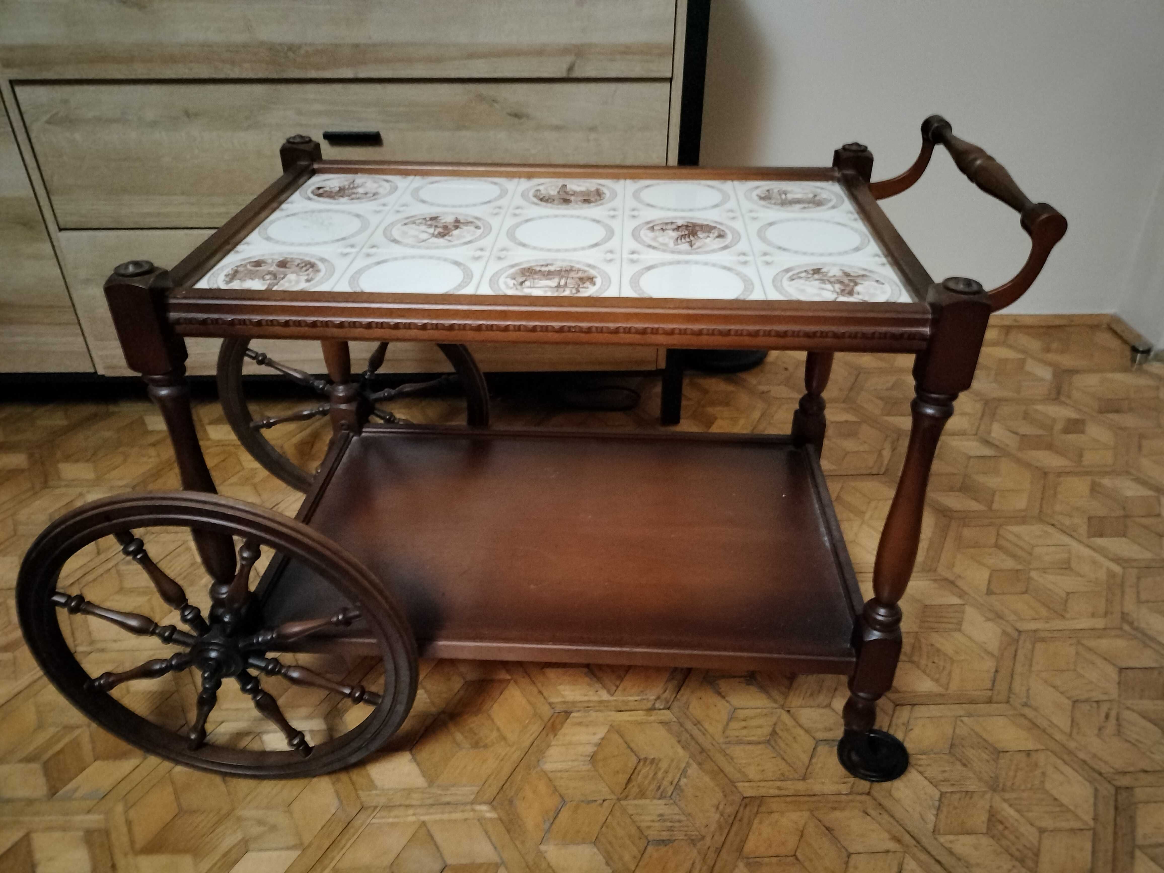Ilse Moebel stary drewniany barek stolik na kółkach