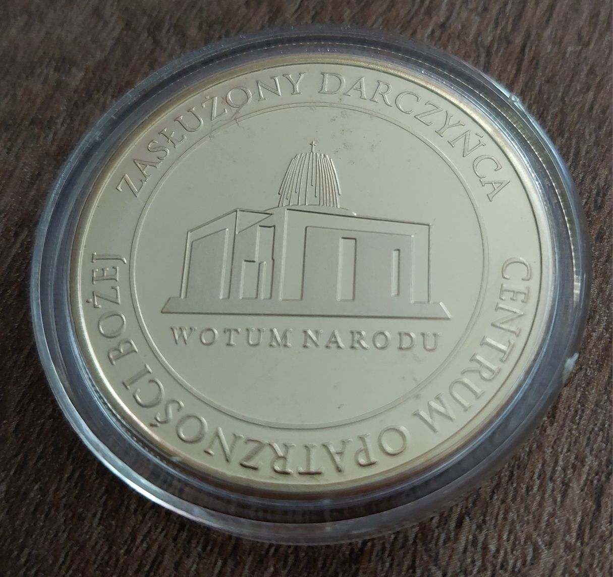 Medal zasłużonego darczyńcy Jan Paweł II