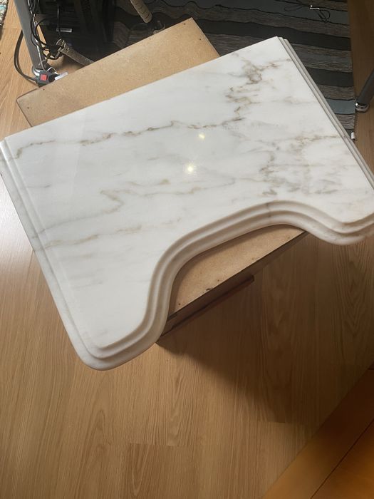 Conjunto de Mobília em Madeira Maciça