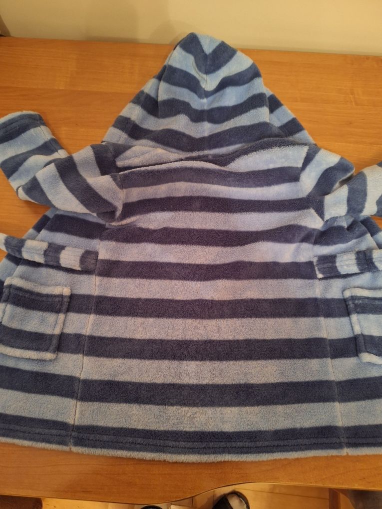 Pluszowy, mięciutki szlafrok dziecięcy 92 cm 18/24 m-cy