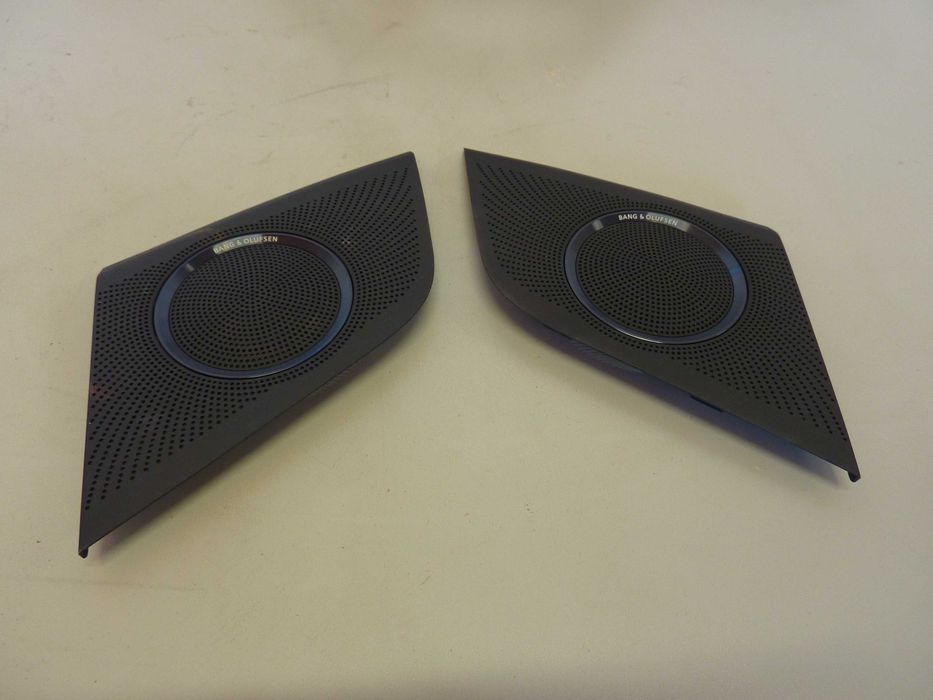 AUDI A4 B8 A5 8T lift maskownice głośników deski B&O 8T0.857228A 227A