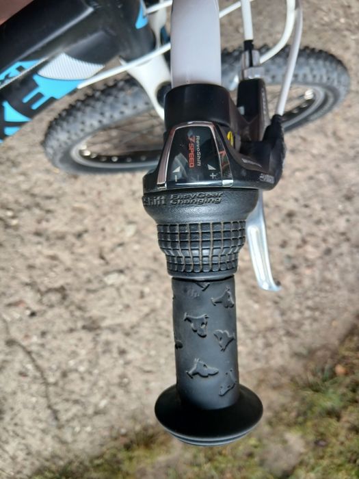 Unibike roxi koła 24cali rama alu.11cali stan bdb