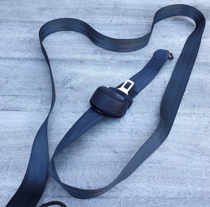 Audi TT 8N Cabrio Roadster Pasy bezpieczeństwa