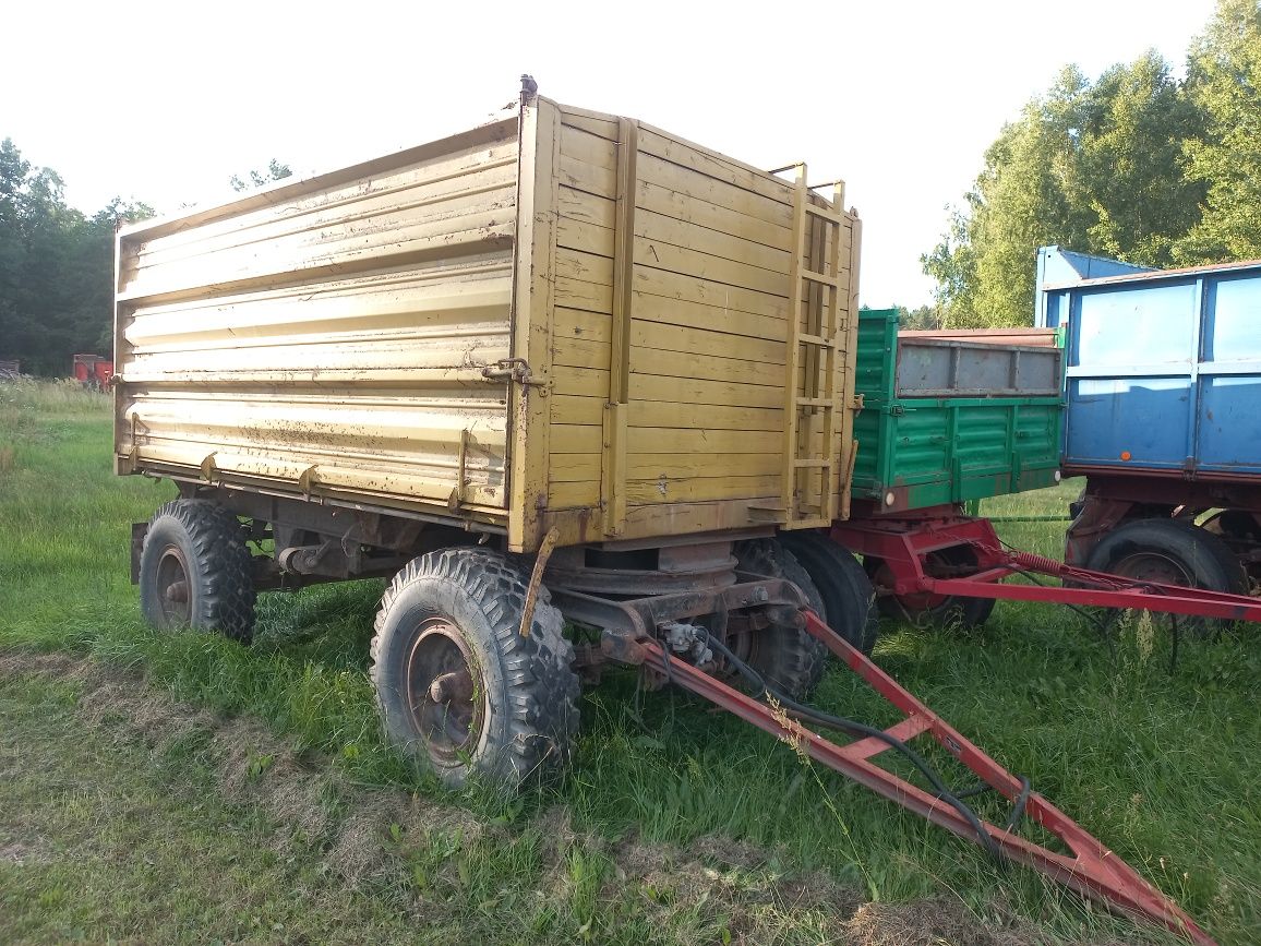 Przyczepa 4,6,8,10 t  2 osiowa na 2-3strony wywrot . Sprowadzone .