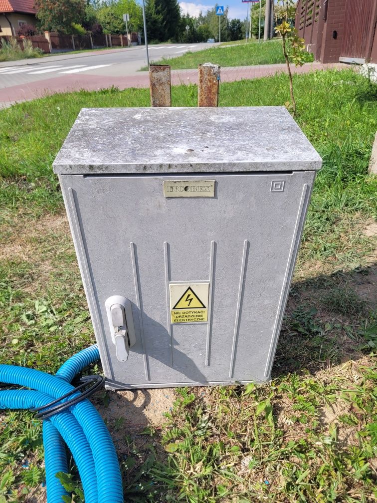 Skrzynka elektryczna na słup