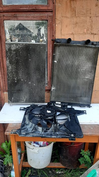 Nissan Qashqai j10 2.0 бензин радіатори  радіатор вінтілятор