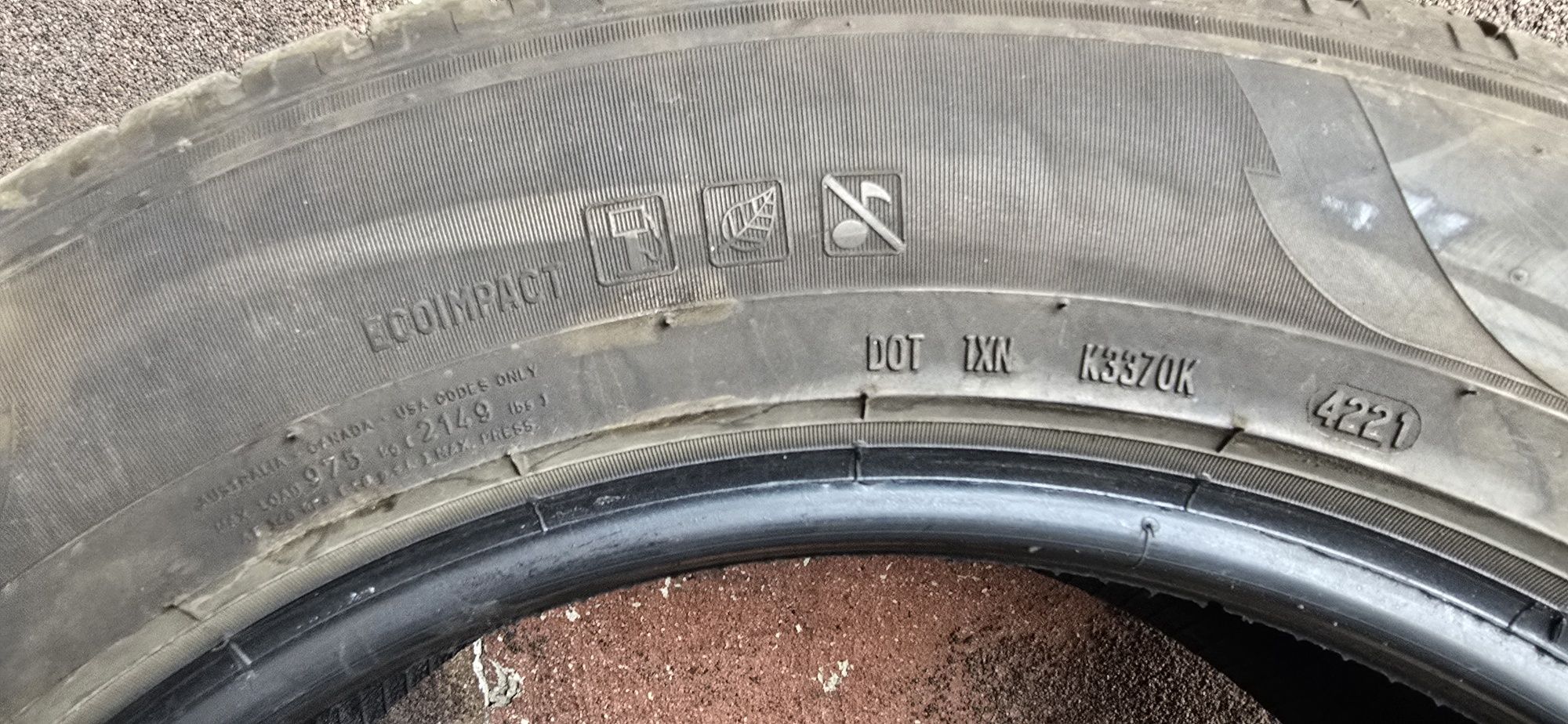 Sprzedam opony zimowe Pirelli scorpion 235/60/18