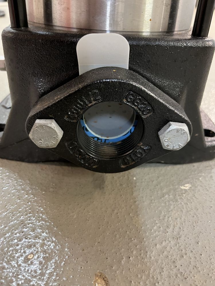 Pompa wielostopniowa Grundfos pionowa CR5-7 A-A-A-E-HQQE 1,1kW