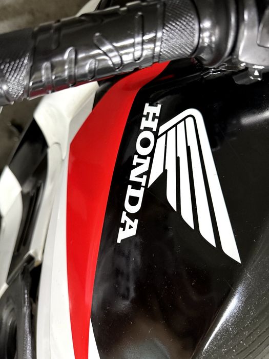 хонда 1000 CBR на ходу