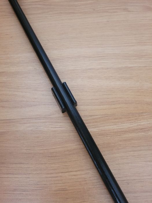 Mesa de Vidro - pés metal preto