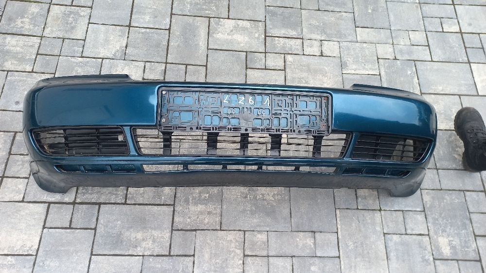 Audi a4 b5 95-99 zderzak przód przedni lz6m