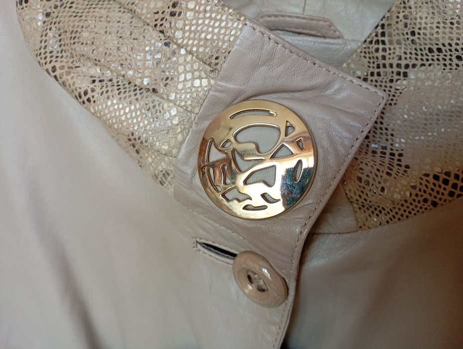 Жіноча шкіряна куртка (лайка)