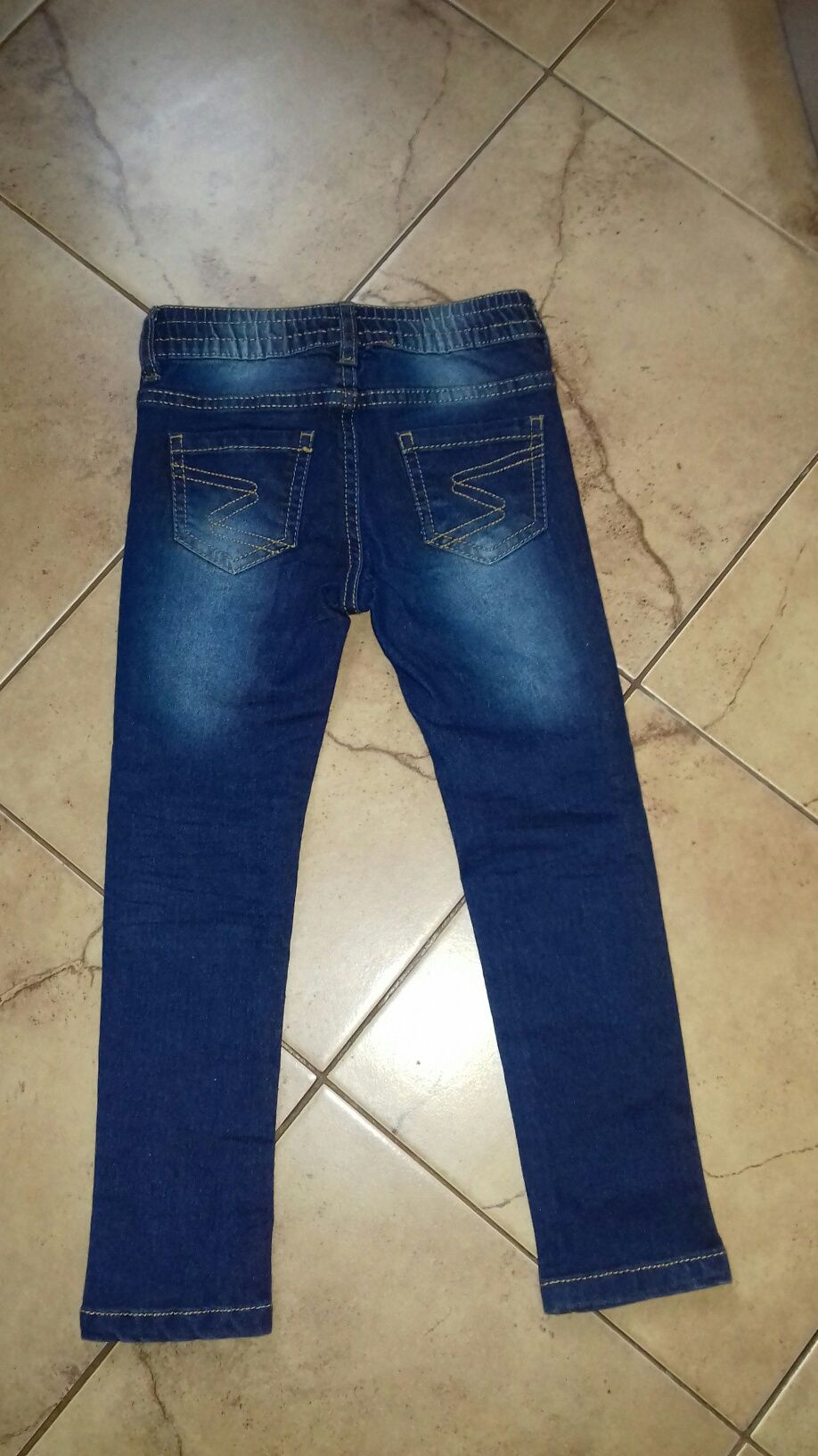 Spodnie dżinsy rurki roz 104