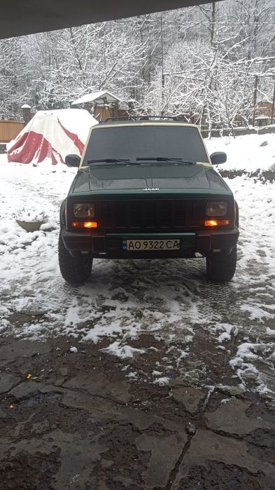 Джип Cherokee 2000